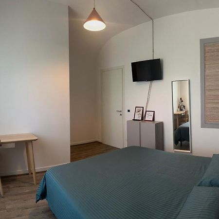 Sunrise Bed & Breakfast มารินาดิปิซา ภายนอก รูปภาพ